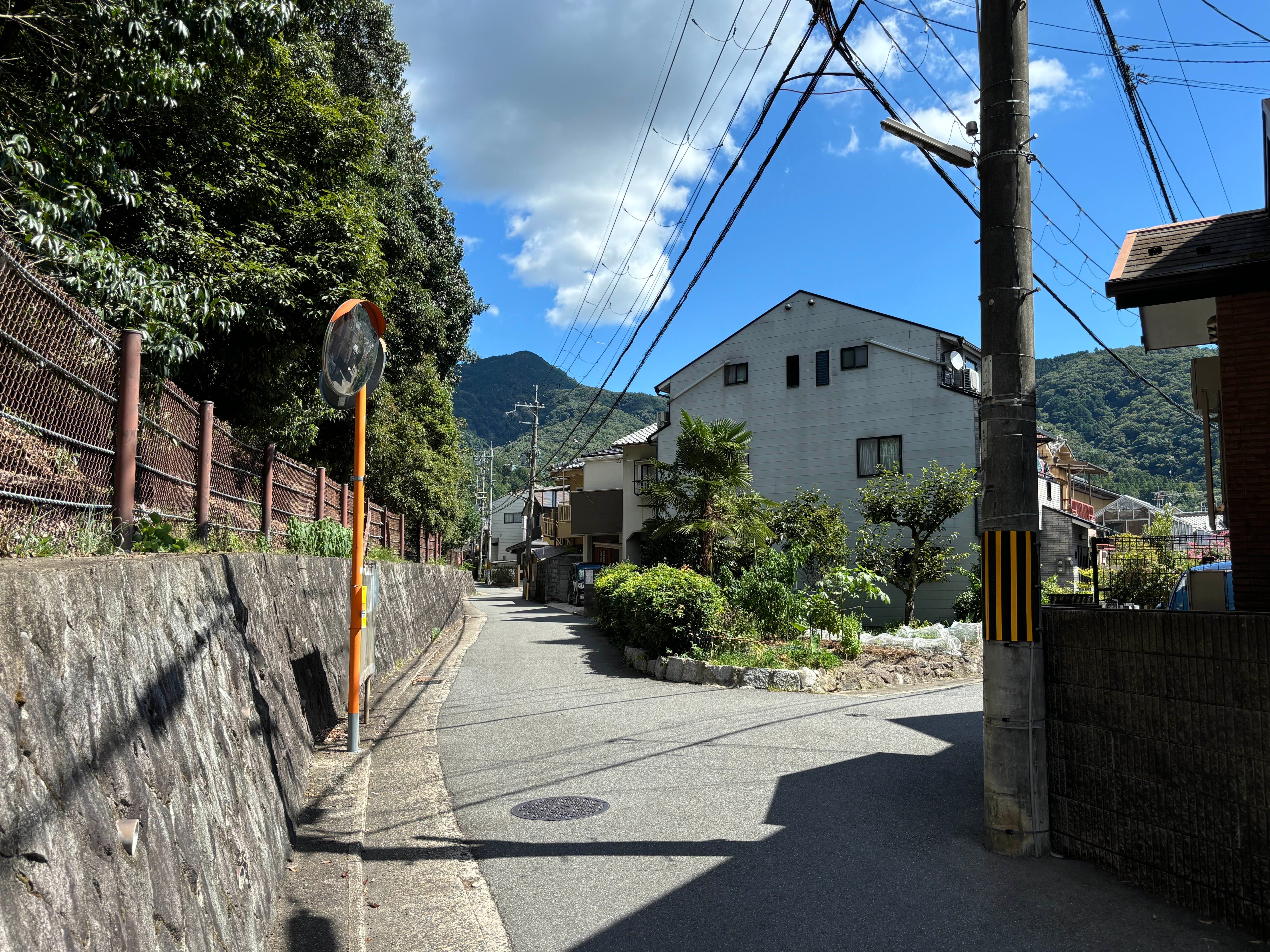 めぐる、綾地さん、どこだ・・・？